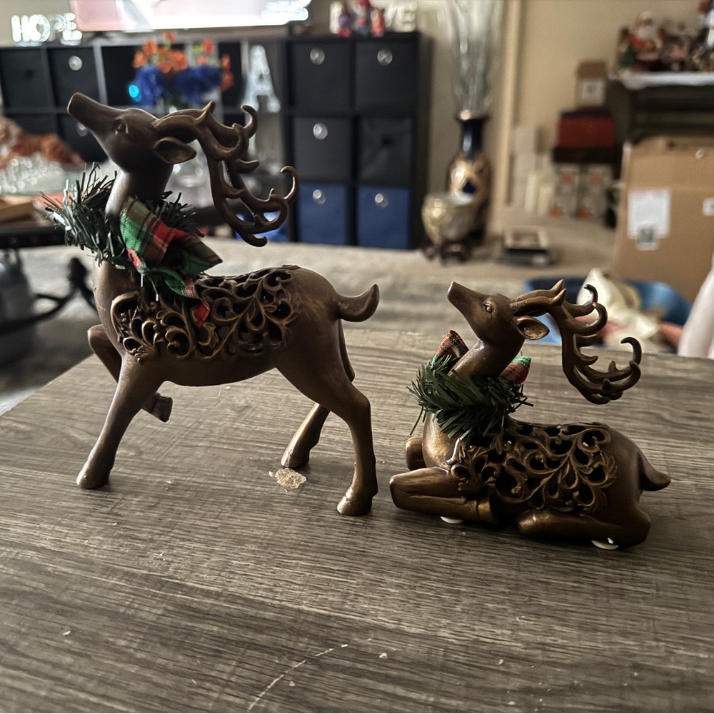 Elegant LED Reindeer figurine